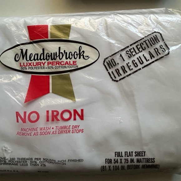 meadowbrook Other - Meadowbrook Luxury Percale No Iron Full Flat Sheet Irregular